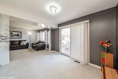 371 Snow Drift Ct, Bartlett, IL 60103 photo 9