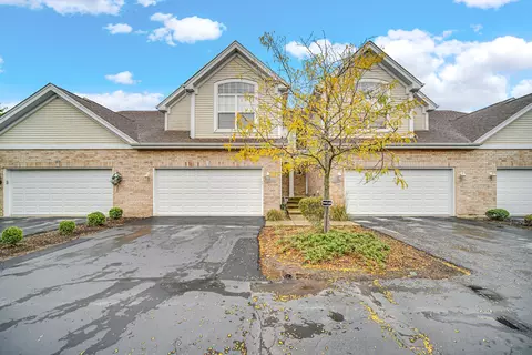 16166 Hillcrest Cir, Orland Park, IL 60467