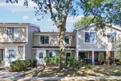 405 Stevenson Pl, Vernon Hills, IL 60061