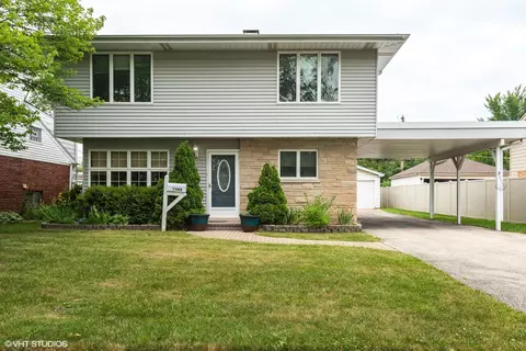 7444 Lake St, Morton Grove, IL 60053