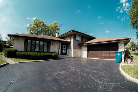12904 S Sycamore Ln, Palos Heights, IL 60463