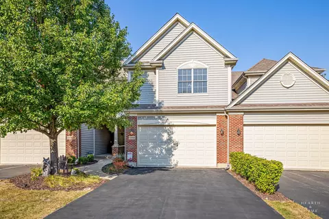 1240 Westlake Dr, Cary, IL 60013