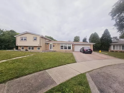 9339 Overhill Ct, Morton Grove, IL 60053