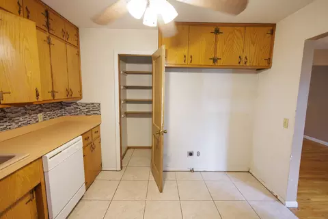 837 N Vaughn Dr, Kankakee, IL 60901 photo 9