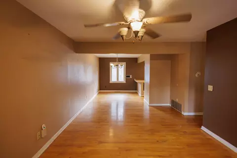 837 N Vaughn Dr, Kankakee, IL 60901 photo 3