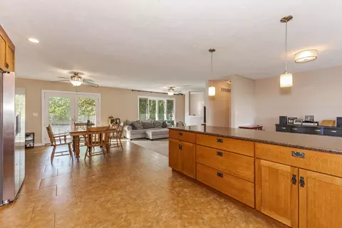 Kitchen - 19137 Briar Dr, Bloomington, IL 61705 photo 5 of 6