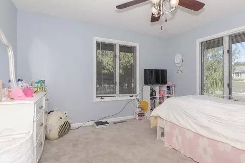 Bedroom - 19137 Briar Dr, Bloomington, IL 61705 photo 2 of 9