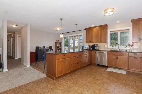 Kitchen - 19137 Briar Dr, Bloomington, IL 61705 photo 3 of 6