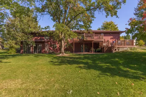 Exterior - 19137 Briar Dr, Bloomington, IL 61705 photo 5 of 12