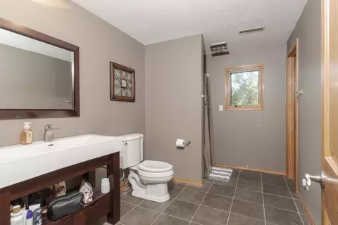 Bath - 19137 Briar Dr, Bloomington, IL 61705 photo 4 of 4