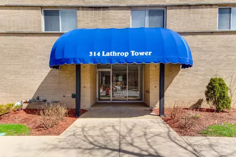 314 Lathrop Ave #606, Forest Park, IL 60130