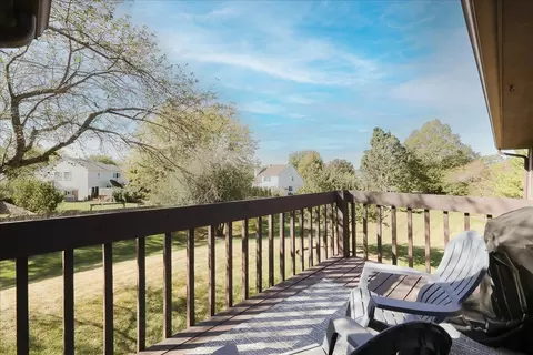 1915 Golf View Dr #2B, Bartlett, IL 60103 photo 24