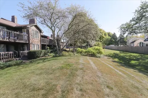 1915 Golf View Dr #2B, Bartlett, IL 60103 photo 25