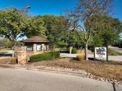 1915 Golf View Dr #2B, Bartlett, IL 60103 photo 38