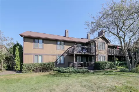 1915 Golf View Dr #2B, Bartlett, IL 60103 photo 28