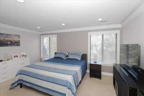 1915 Golf View Dr #2B, Bartlett, IL 60103 photo 12