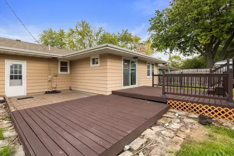 1037 E 7th St, Lockport, IL 60441 photo 17