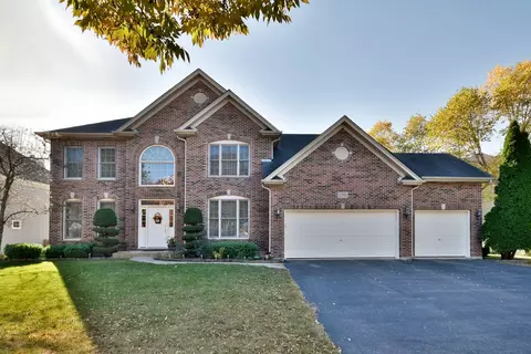 2388 Kidwell Dr, West Chicago, IL 60185