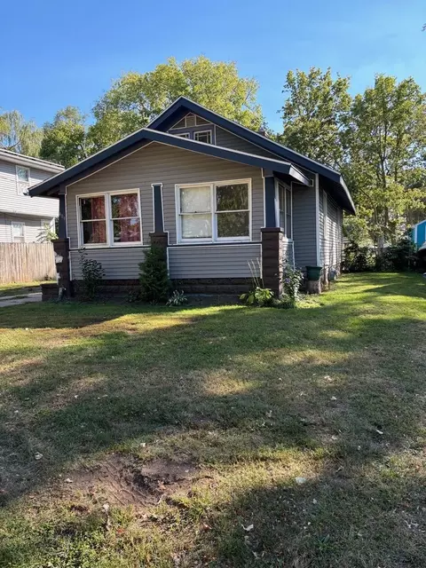 409 Barnum Rd, Rockford, IL 61109