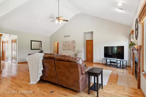 2411 Brookridge Dr, Plainfield, IL 60586 photo 11