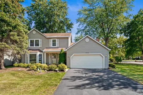 809 Candlewood Trl, Cary, IL 60013