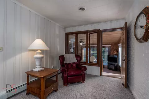 Entry Way - 405 Hillside Ave, Ottawa, IL 61350 photo 1 of 1