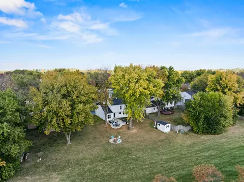 View/Area - 1305 Tanglewood Dr, Algonquin, IL 60102 photo 2 of 4