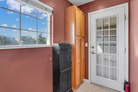 2402 Windward Blvd #210, Champaign, IL 61821 photo 9