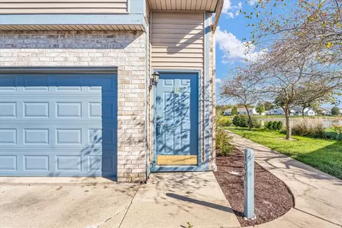 2402 Windward Blvd #210, Champaign, IL 61821 photo 2