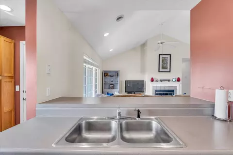 2402 Windward Blvd #210, Champaign, IL 61821 photo 10