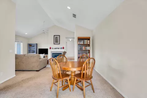 2402 Windward Blvd #210, Champaign, IL 61821 photo 3