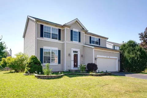 4750 Princeton Ln, Lake In The Hills, IL 60156