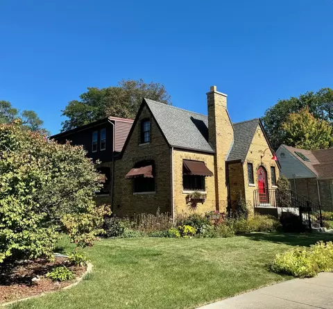 768 E Thacker St, Des Plaines, IL 60016 photo 28