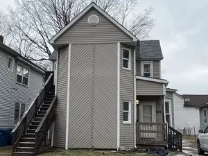 622 E Mulberry St, Bloomington, IL 61701 photo 1