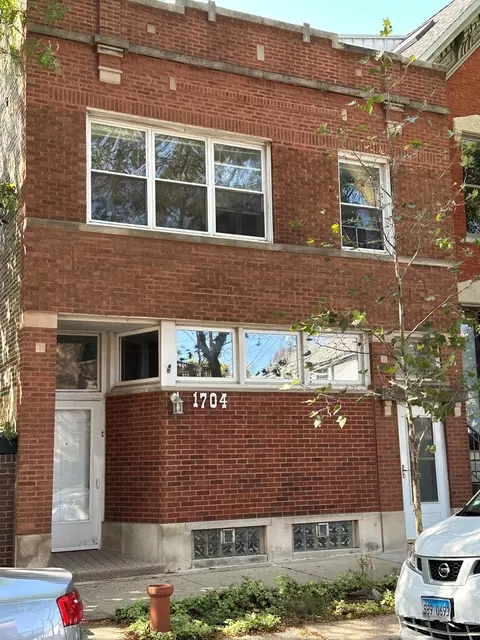 1704 N Mohawk St, Chicago, IL 60614