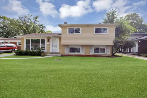 771 Cordial Dr, Des Plaines, IL 60018 photo 3