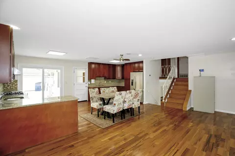 771 Cordial Dr, Des Plaines, IL 60018 photo 6