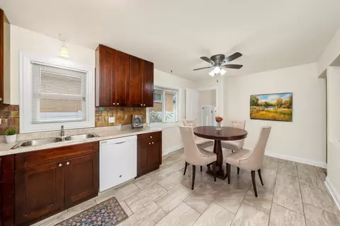 2345 W 157th St, Markham, IL 60426 photo 5