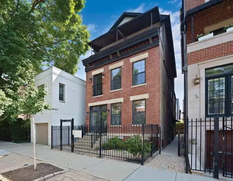 1517 N North Park Ave, Chicago, IL 60614