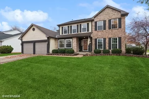 188 Brentwood Trl, Elgin, IL 60120