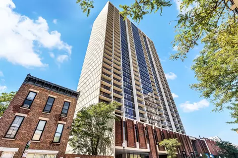 1636 N Wells St #1510, Chicago, IL 60614