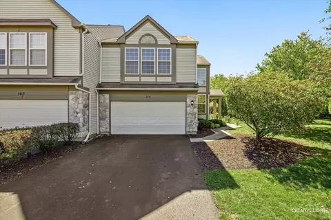 3151 Bromley Ln, Aurora, IL 60502