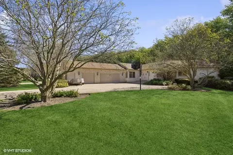 14129 W Pratum Terra Dr, Wadsworth, IL 60083