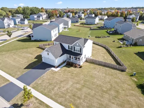 View/Area - 1014 Freeman St, Plano, IL 60545 photo 3 of 7