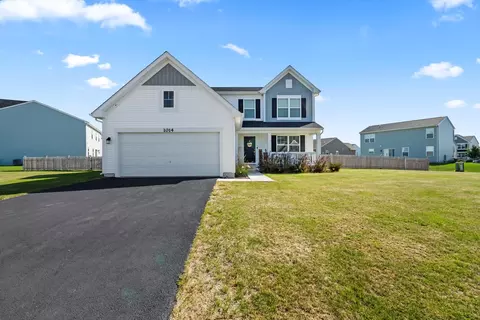 1014 Freeman St, Plano, IL 60545