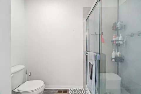 Bath - 1014 Freeman St, Plano, IL 60545 photo 2 of 3
