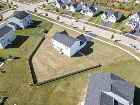 View/Area - 1014 Freeman St, Plano, IL 60545 photo 5 of 7