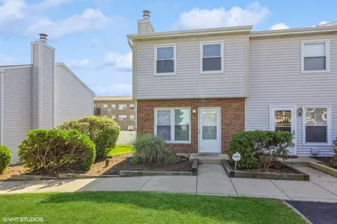 1259 Marywood Ct, Aurora, IL 60505
