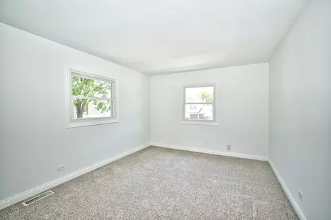 4635 Huntington Blvd, Hoffman Estates, IL 60192 photo 26