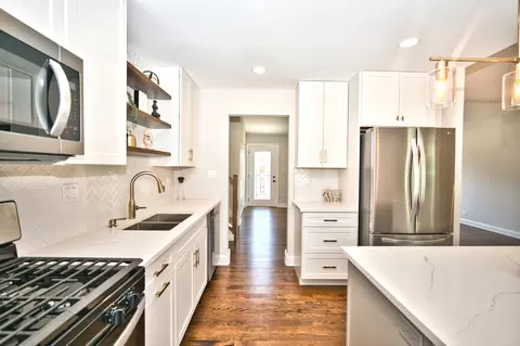 4635 Huntington Blvd, Hoffman Estates, IL 60192 photo 19